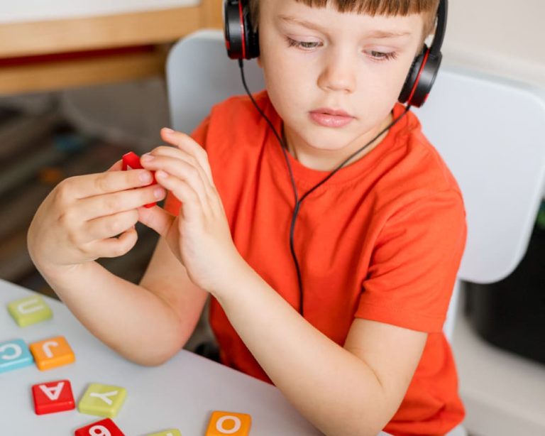 fonoaudiologia-nino-escritura-2-practikids